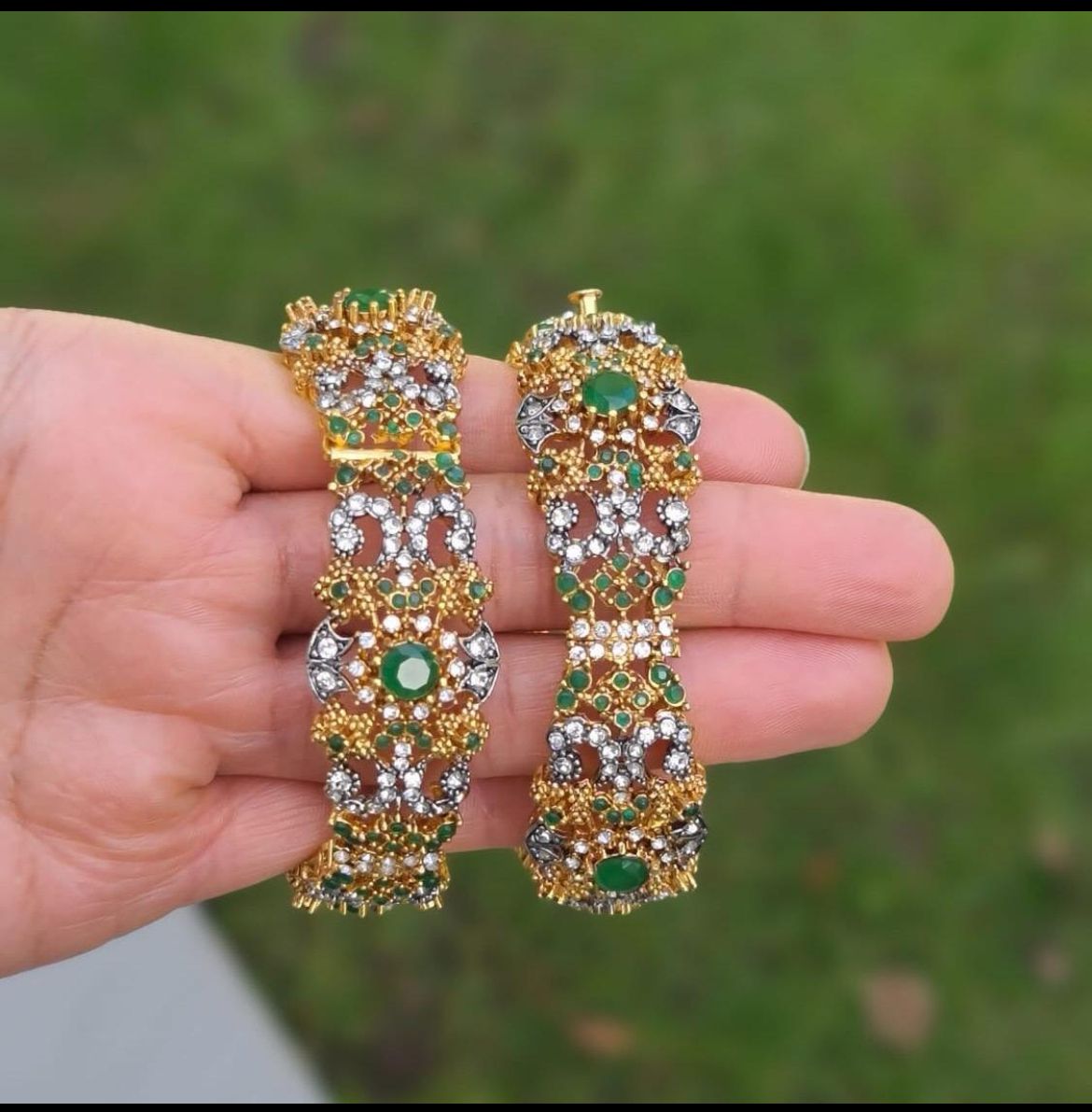 Openable bangle. Anniversary Engagement Birthday Auspicious